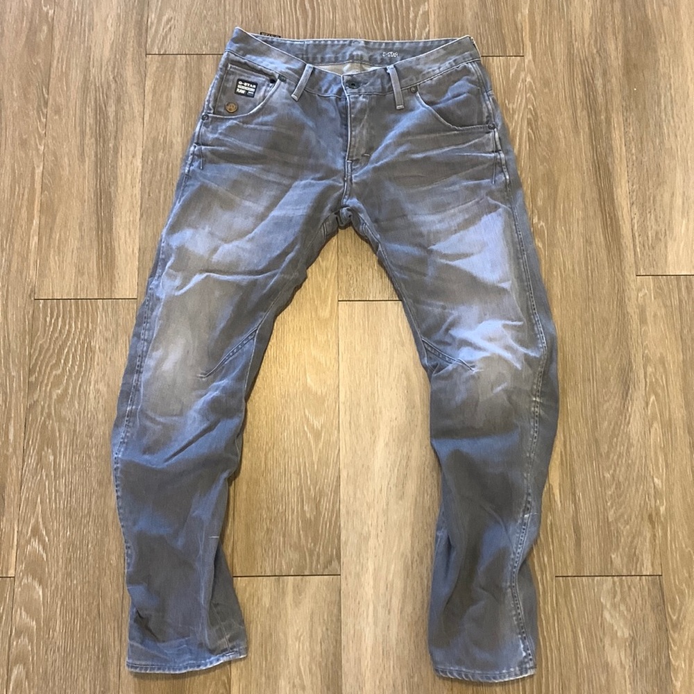 G-Star grey denim. Tailored to you not a traditional strict leg jean.